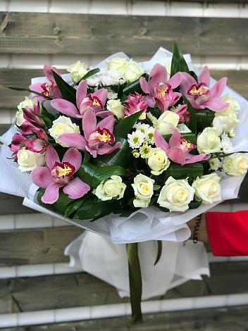 Букет цветов из: Розы и Хризантемы в Пролетарске Ростовская область
