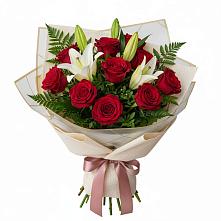 Букет цветов из:  Лилии и Розы в Пролетарске Ростовская область