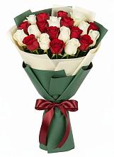 Букет Микс из красных и белых роз #REPLACE_PRED# Пролетарске Ростовская область