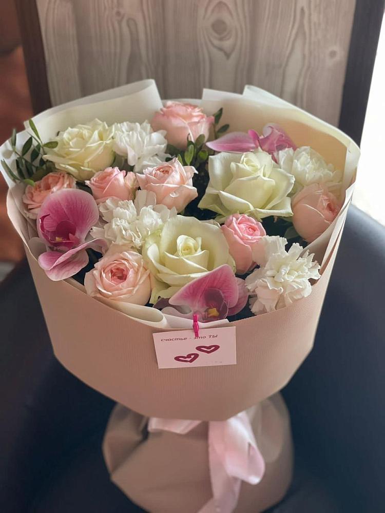 Букет цветов из: Орхидеи, Розы и Гвоздики в Пролетарске Ростовская область