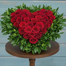 Цветочная композиция из Розы в виде сердца в Пролетарске Ростовская область