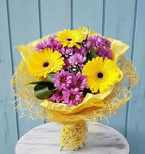 Букет цветов из:  Хризантемы и Герберы в Пролетарске Ростовская область