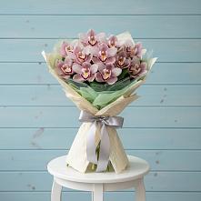 Букет цветов из:  Орхидеи и Розы в Пролетарске Ростовская область