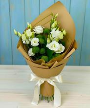 Букет цветов из:  Хризантемы и Лизиантусы в Пролетарске Ростовская область