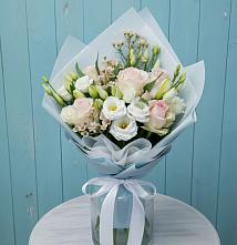 Букет цветов из:  Розы и Лизиантусы в Пролетарске Ростовская область